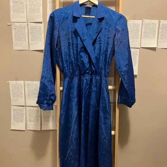 Jcpenney Dresses | Long Sleeve Blue Dress With Shiny Flower Patterns And Shoulder Pads Made In Usa | Color: Blue | Size: 10 | Pm-11841055's Closet Jcpenney Dresses | Long Sleeve Blue Dress With Shiny Flower Patterns And Shoulder Pads Made In Usa | Color: Blue | Size: 10 | Pm-11841055's Closet